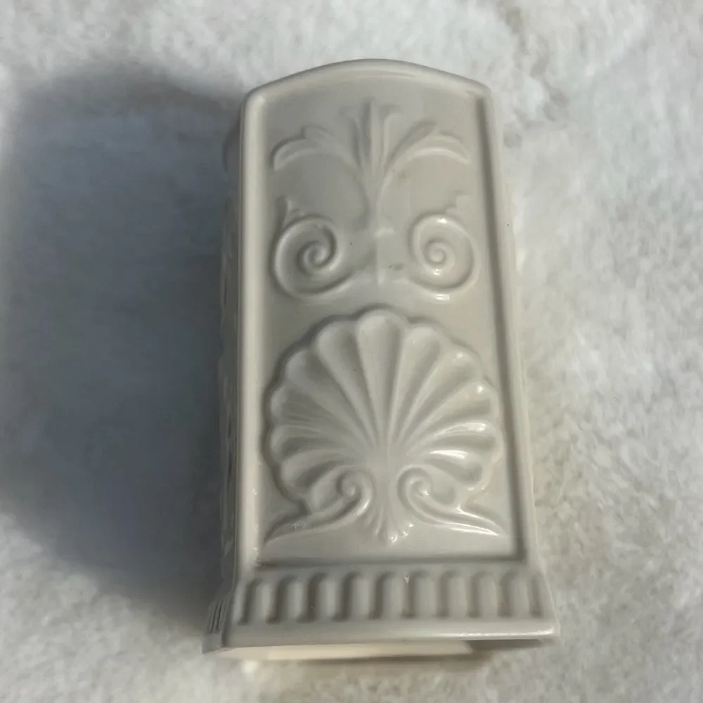 Lenox Moonlit Garden Ivory Toothbrush Holder